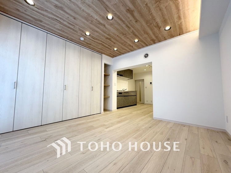 内装 【LIVING】◆住む喜び、楽しさ、感動◆を君と共有したい。いつまでもずっと家族を見渡せるこの広い空間で。