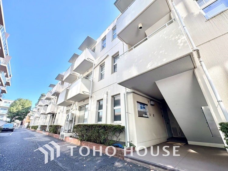 その他 【ENTRANCE】◆そびえ立つ◆我が家のシンボル。遠くの空が赤く染まる夕べが待ち遠しい。