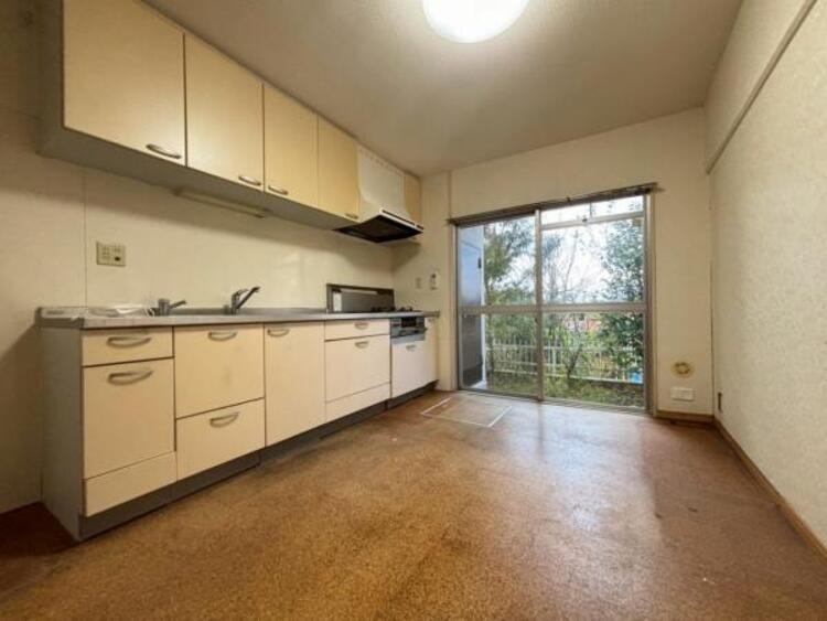 居間 家族の日常が刻まれる大切な空間です