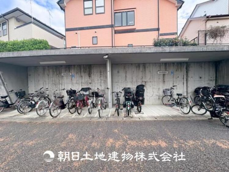 その他 【駐輪場】十分なスペースがあり自転車の置き場所に困ることはないでしょう。