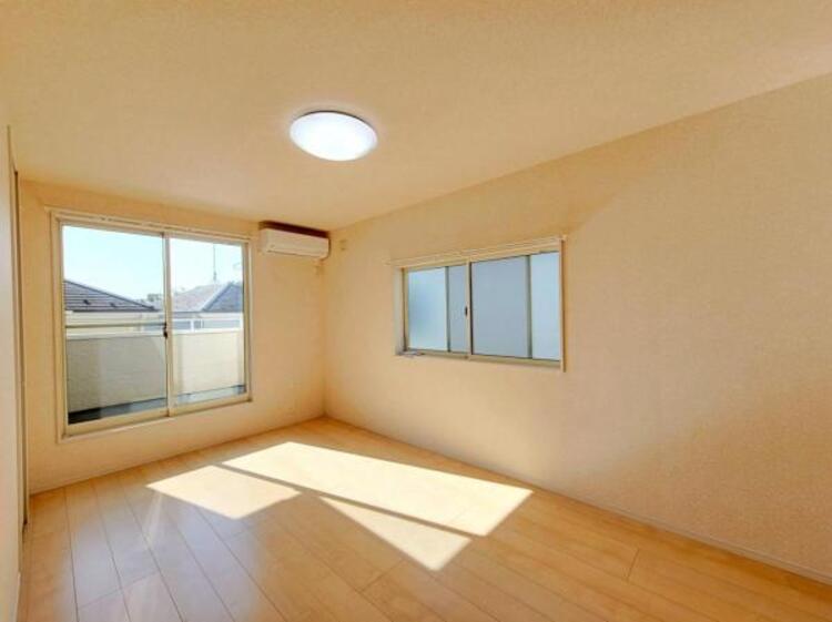 その他 【2階居室】