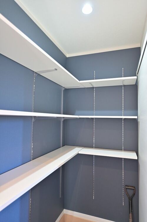 玄関 シューズインクローク