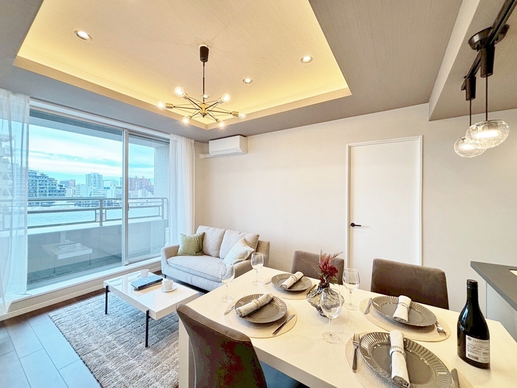 居間 豊かな居住性と、安心感を満たすクオリティが見事に調和した住空間。