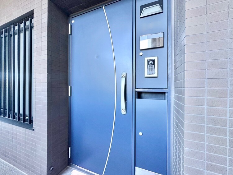 玄関 玄関を開ければ、そこは安らぎのご自宅。