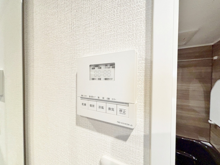 設備 浴室乾燥機がついていますので、入浴後の湿気対策も安心です。