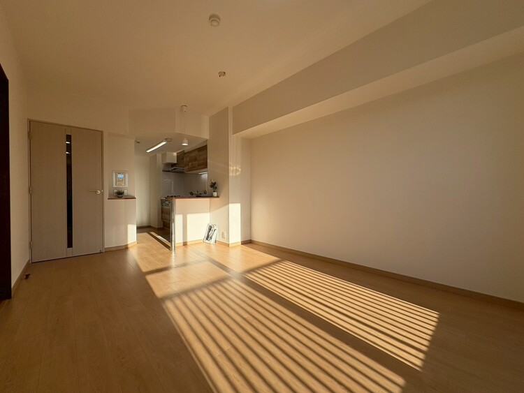 居間 豊かな居住性と、安心感を満たすクオリティが見事に調和した住空間。