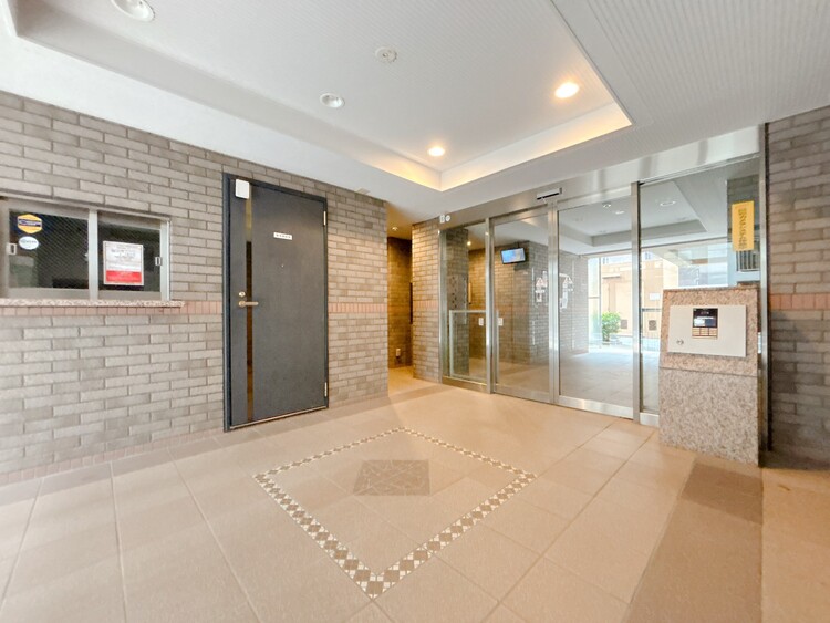 エントランス エントランスは、毎日の行き帰りで使う大事な空間です。