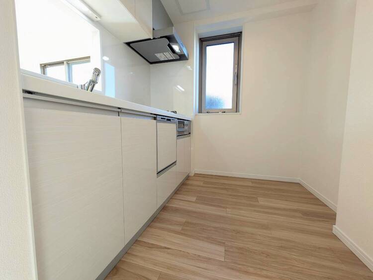 キッチン 洗練されたスタイリッシュなデザイン性と使いやすさを備えた仕様。