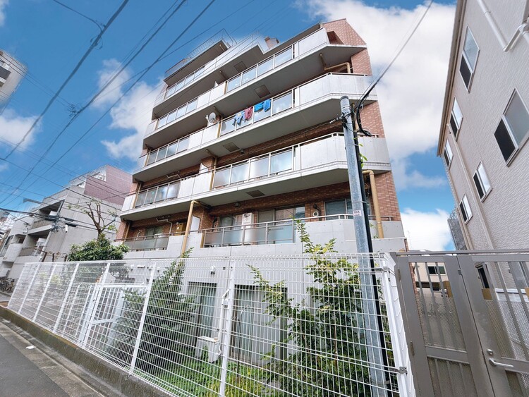 外観 現地に足をお運びいただいた際には、周辺散策などをお勧めいたします。