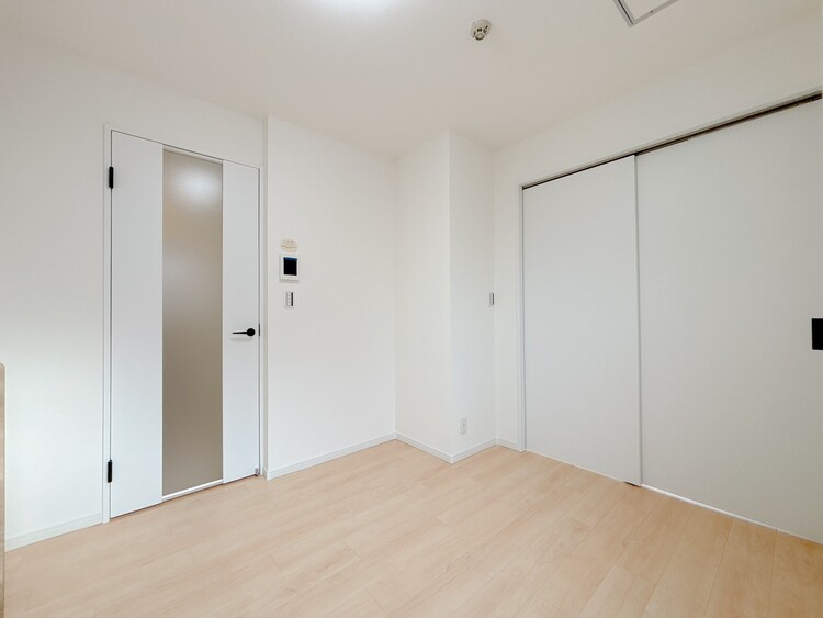 居間 快適に過ごす毎日を求めて、暮らしの中でご自身の「マイホーム」に創り上げてください。