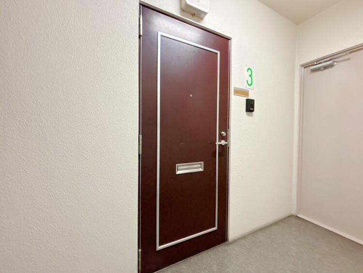 玄関 玄関を開ければ、そこは安らぎのご自宅。