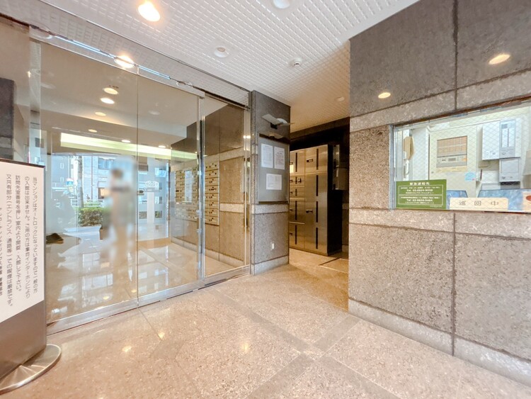 エントランス エントランスは、毎日の行き帰りで使う大事な空間です。