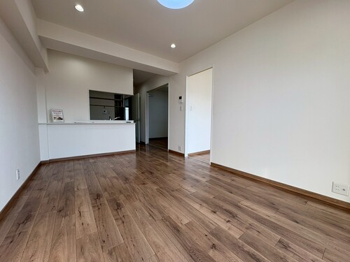 日商岩井西新井マンションの物件画像