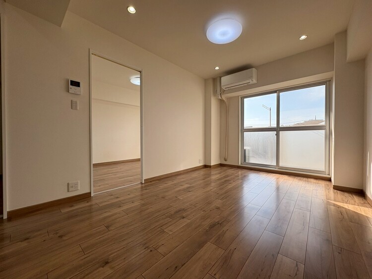 居間 豊かな居住性と、安心感を満たすクオリティが見事に調和した住空間。