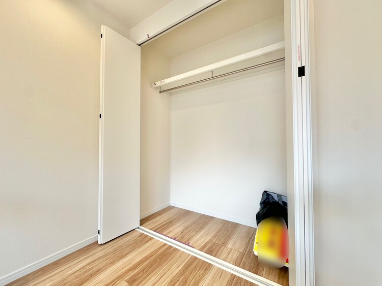 収納 居室にはクローゼットがあり、荷物もスッキリ収納して快適にお過ごしいただけます。