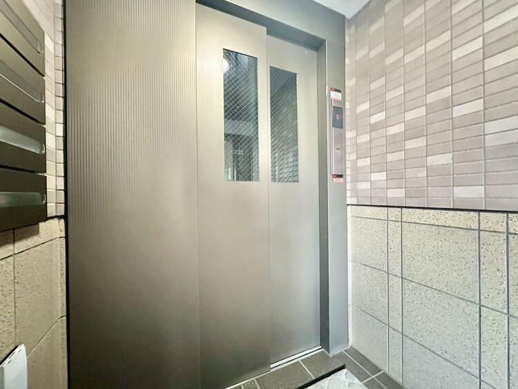 その他 エレベーターの管理も、きちんと行き届いてます。