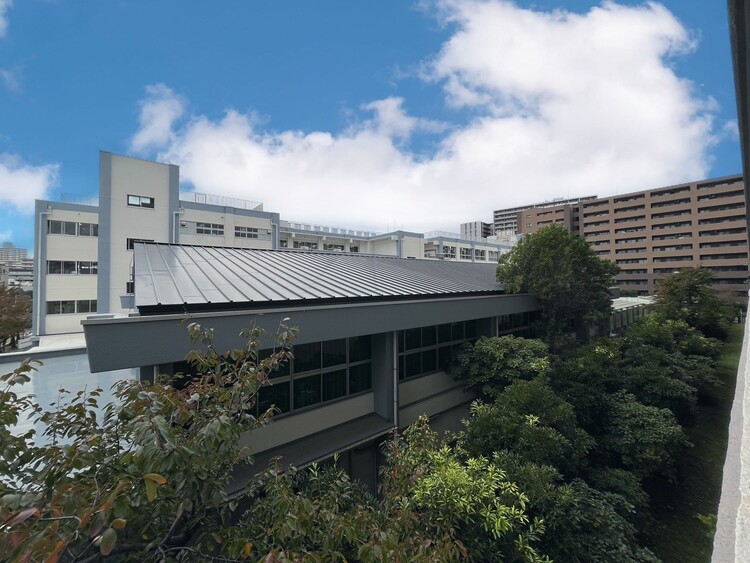 バルコニー 頬をなでる、優しい風を感じることが出来ます。