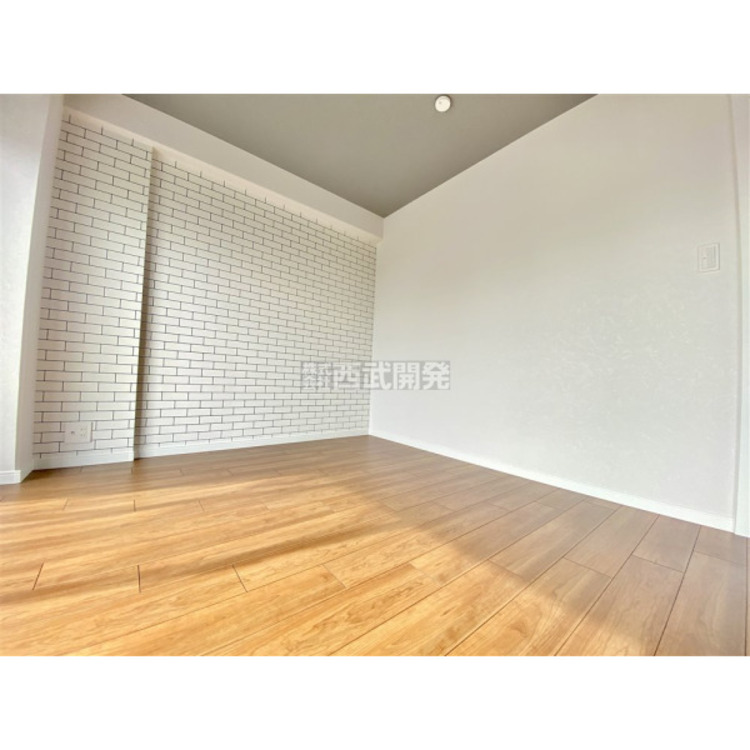 内装 明るい部屋はそれだけで気分が晴れやかになりますね。