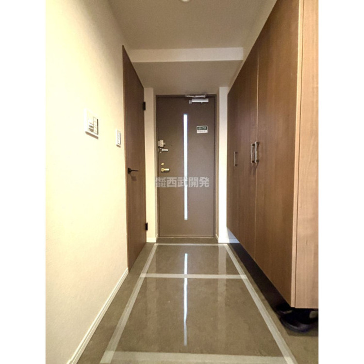 玄関 令和7年10月31日撮影