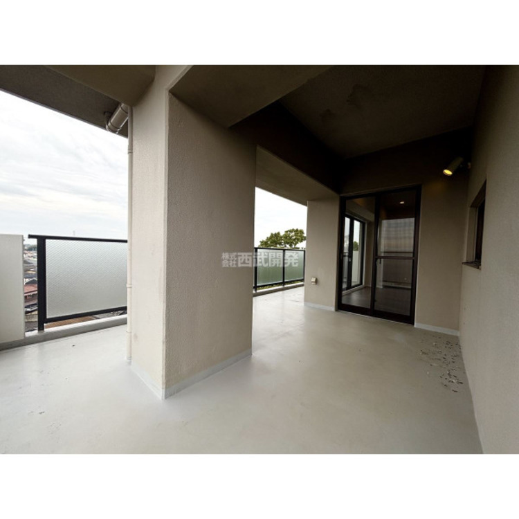 バルコニー 令和7年10月31日撮影