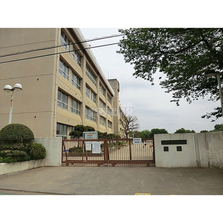 周辺 笹井小学校(約850m)