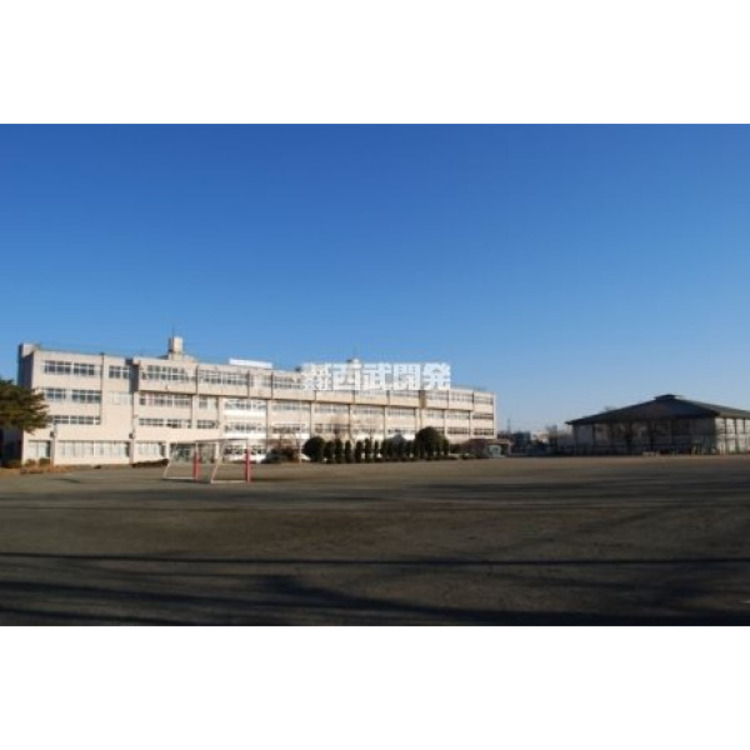 周辺 毛呂山中学校(約1100m)