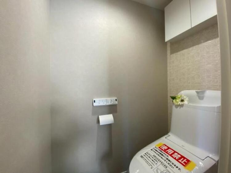 トイレ スッキリとしてスタイリッシュなフォルムでお掃除もラクラクです。