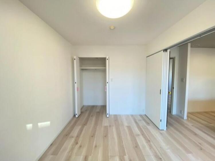 収納 居室には収納スペースが豊富なため、シンプルですっきりとした暮らしが実現できます。