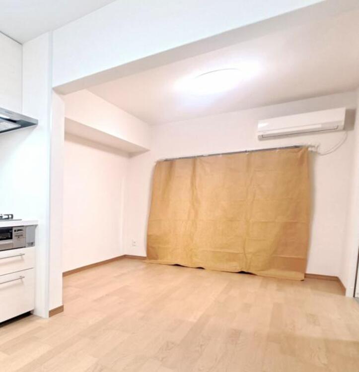 設備 エアコンを標準装備としました。購入や設置の手間を省き、新生活スタートも快適です。※設置個所等詳しくは担当へお問合せください。