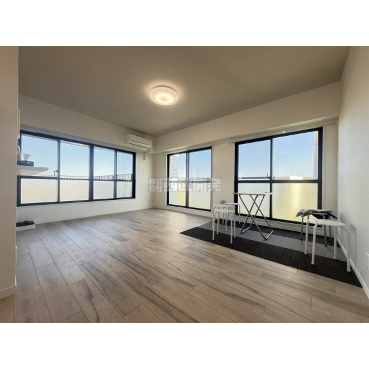 居間 設置してある家具、小物等は売買対象外です。