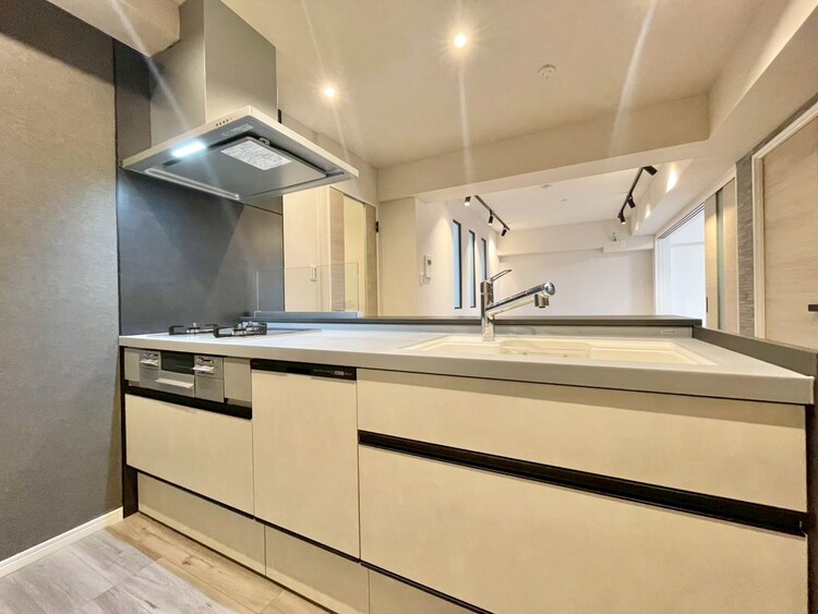 その他 開放感のあるキッチンスペース。調理をしながら、会話も弾みそうですね。