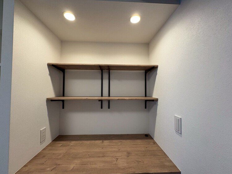 その他 家電やスーツケース、ストック品など何でも片付く嬉しい空間です。