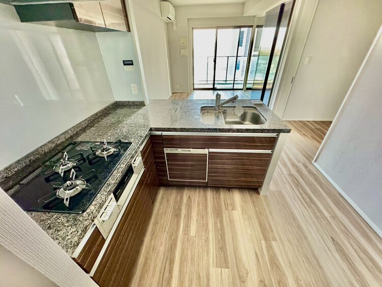 その他 使いやすくスタイリッシュなキッチン空間になっております。