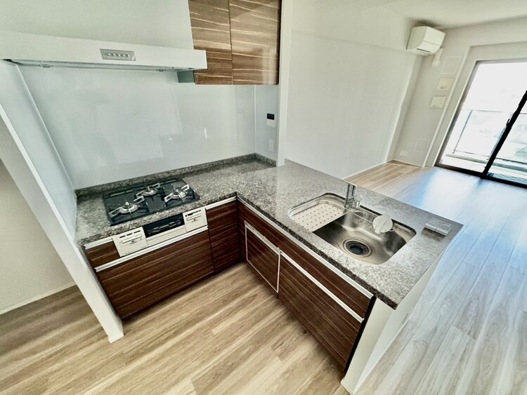 その他 開放感のあるキッチンスペース。調理をしながら、会話も弾みそうですね。