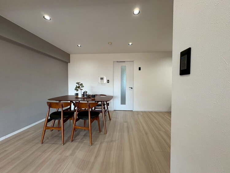 その他 シンプルな内装と偏り過ぎないデザインで統一しました。