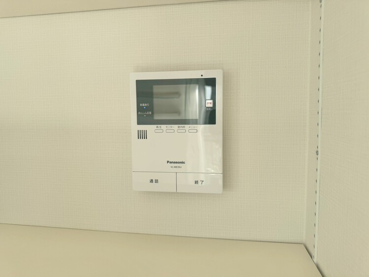 その他 誰が来てもわかる様にモニター付きインターホンを設置。