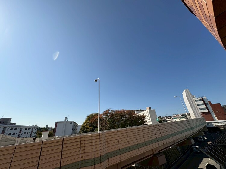 その他 眺望や窓からの景色が良いと、家で過ごす時間も快適です。