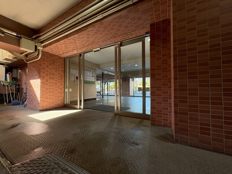 その他 館内は静寂な中が保たれており、管理が行き届いている印象を受けました。