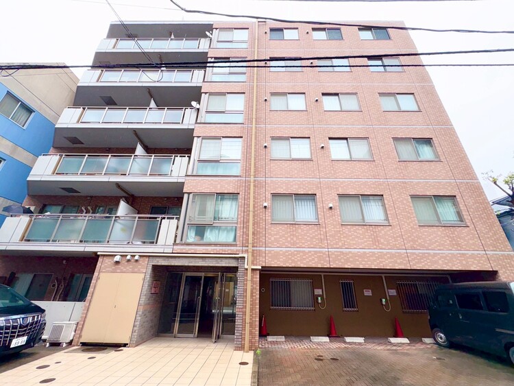 その他 飽きのこないシンプルモダンな外観です。