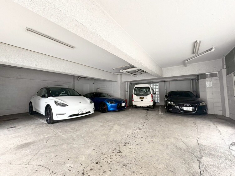 その他 駐車スペースが嬉しいですね。※空き状況は都度ご確認下さい。