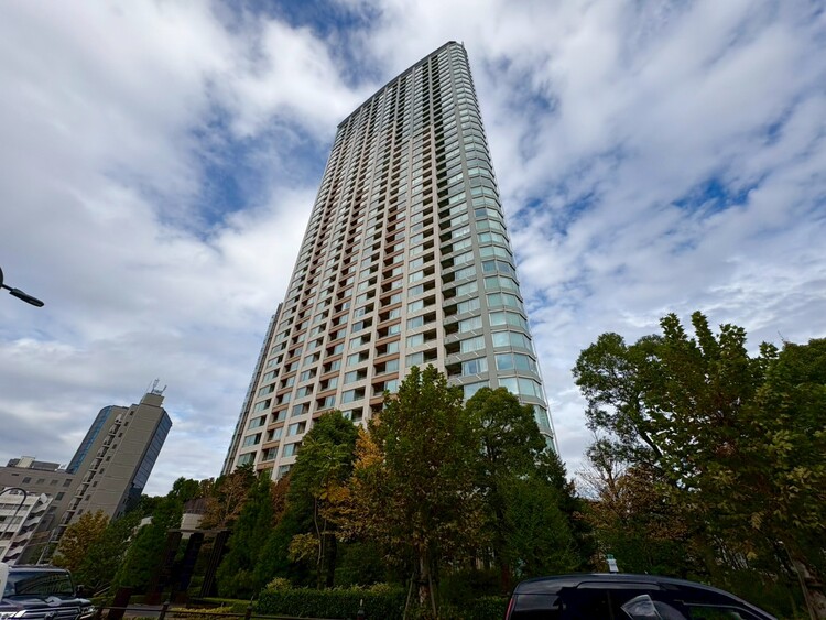 その他 飽きのこないシンプルモダンな外観です。