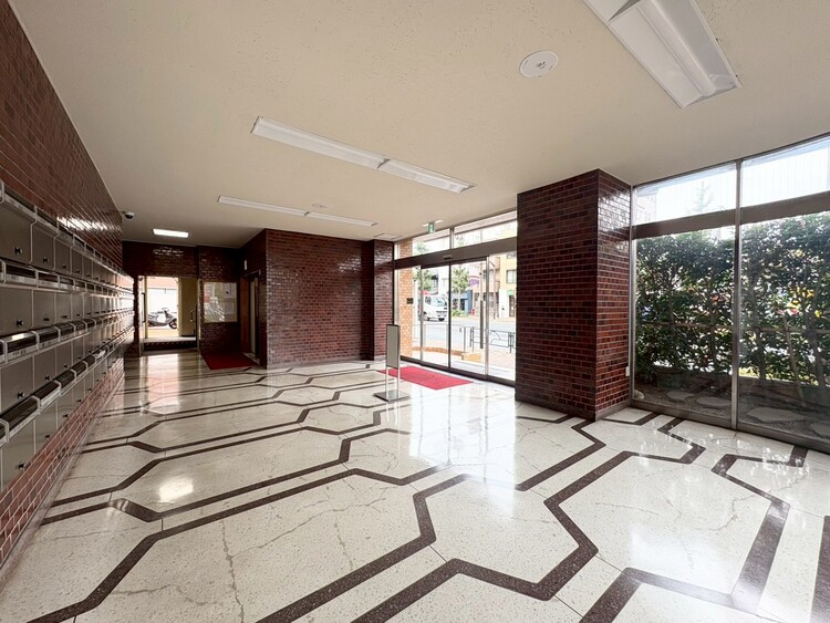 その他 館内は静寂な中が保たれており、管理が行き届いている印象を受けました。