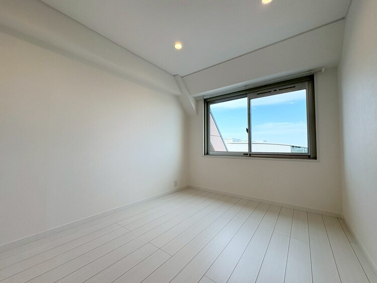 その他 清かで艶やかな時間をもたらしてくれる室内です。