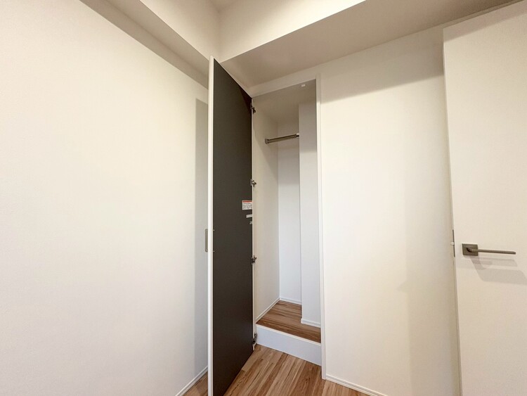 その他 家電やスーツケース、ストック品など何でも片付く嬉しい空間です。