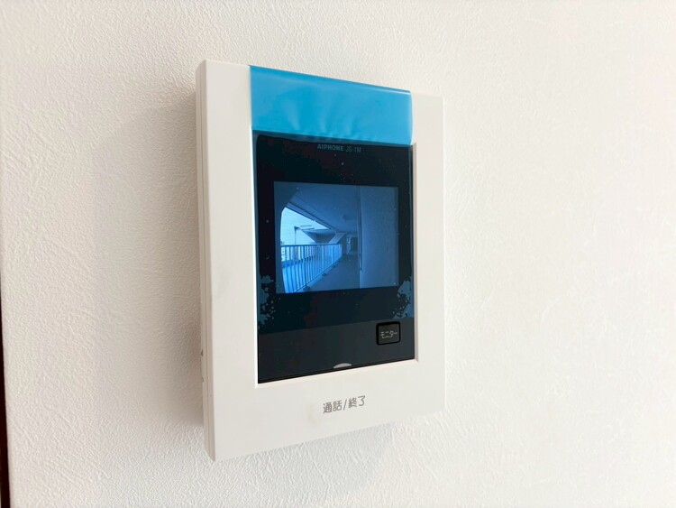 その他 誰が来てもわかる様にモニター付きインターホンを設置。