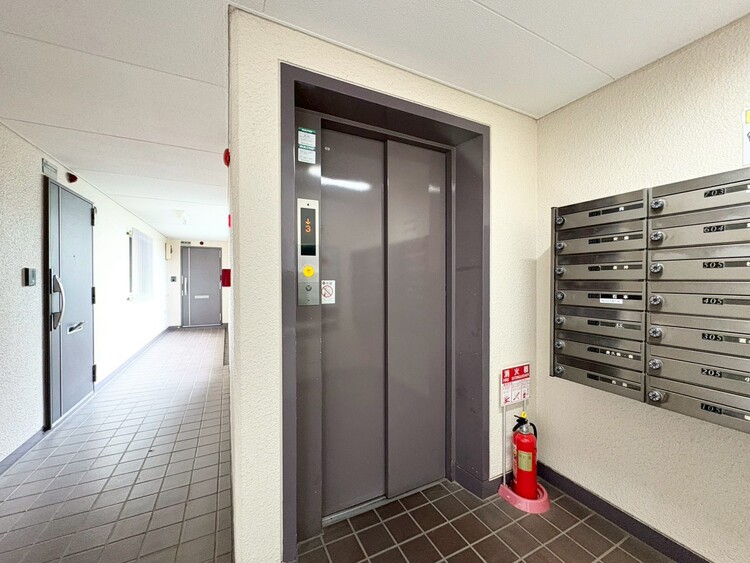 その他 エレベーター完備のため荷物が多くなっても安心。