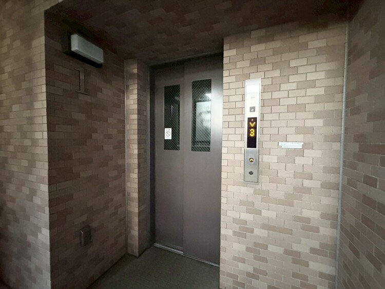 その他 エレベーター完備のため荷物が多くなっても安心。