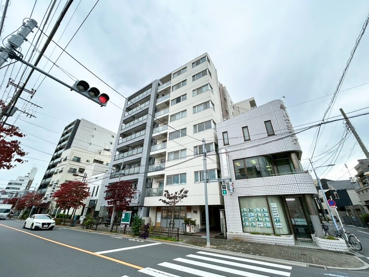 その他 飽きのこないシンプルモダンな外観です。