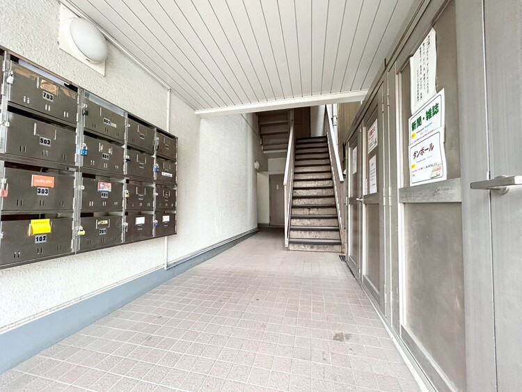 その他 館内は静寂な中が保たれており、管理が行き届いている印象を受けました。