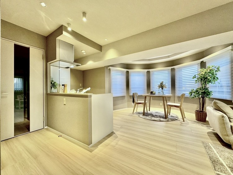 その他 通風・採光に優れ、心地よい光と風が溢れています。